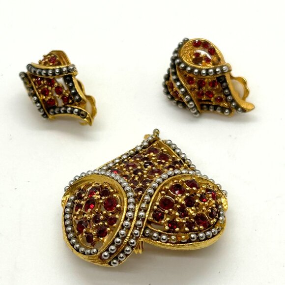 Vintage Gold-Tone Rhinestone Heart Brooch Matching Clip-On Earrings Robert Rose - Picture 14 of 16